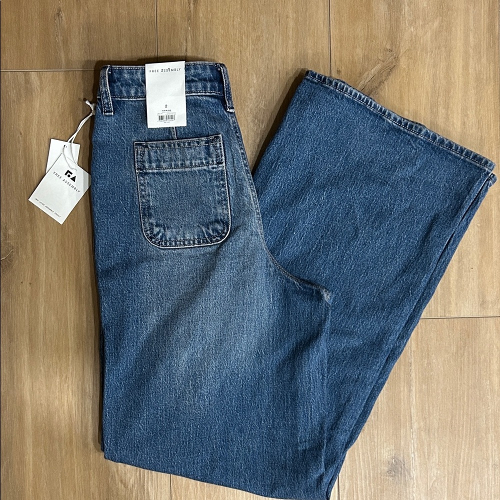 NWT - FREE ASSEMBLY Wide Leg  Jeans - Picture 10 of 15